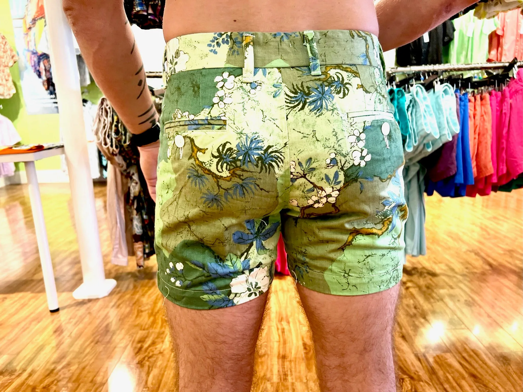 olive blossoms short